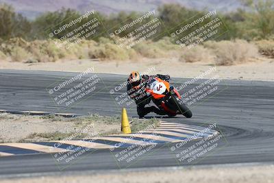 media/Nov-16-2025-Race Pace (Sun) [[8c5fa54630]]/Non Verified Riders (1st 20 Minutes)/2-Turn 10 (1010am)/